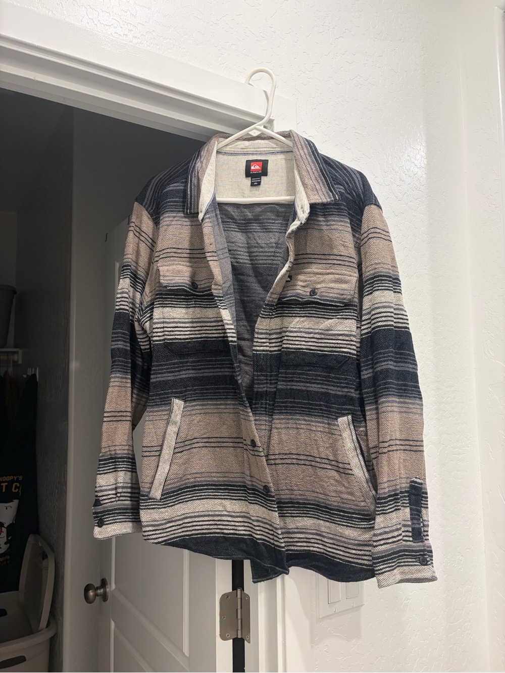 Quiksilver Men's Lightweight Striped Shirt Jacket in Black, Tan & Cream